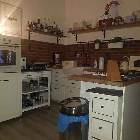 Apartman Karlovy Vary Leilighet Eksteriør bilde